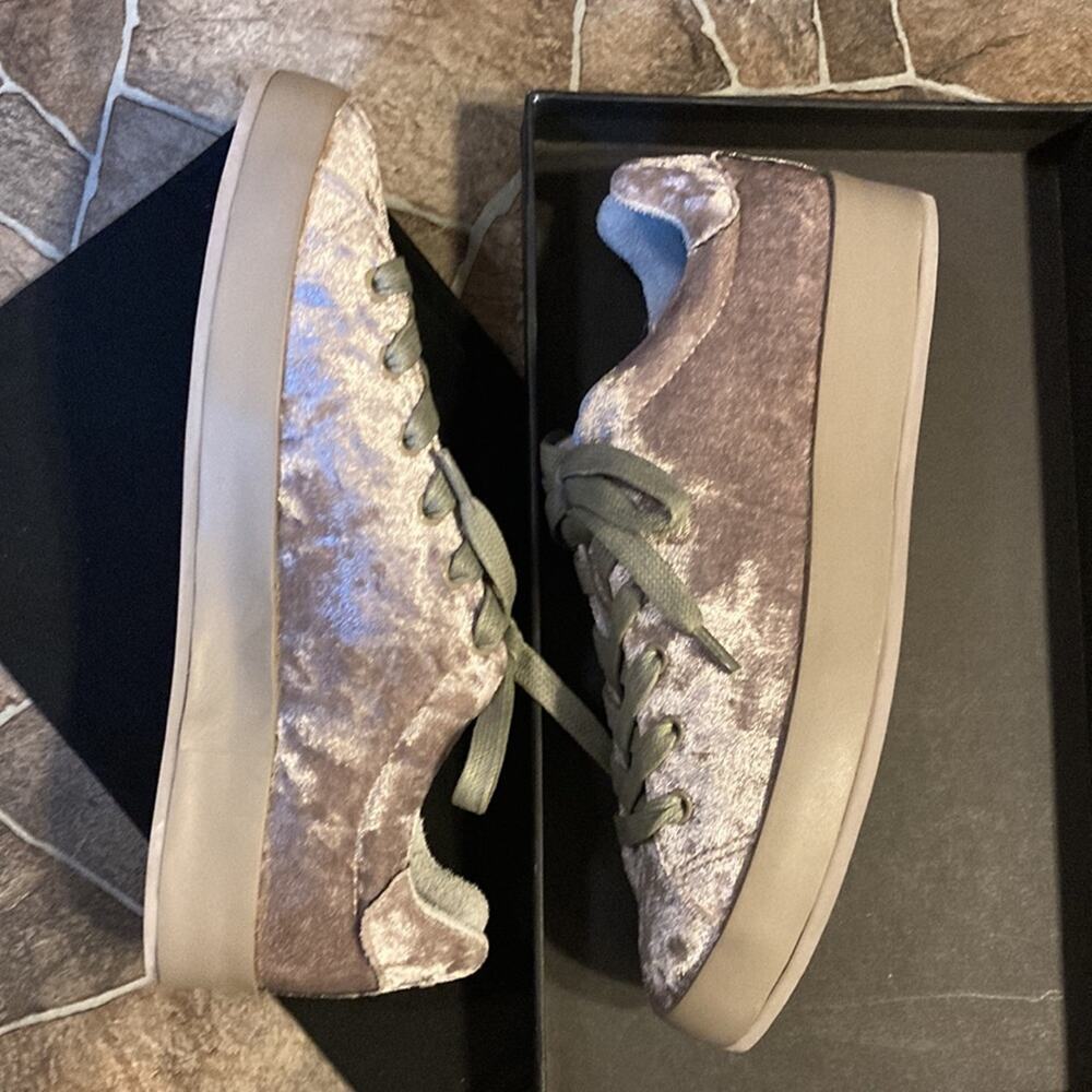 New Rag & Bone | RB1 Low Top Sneakers Sz 6.5 in Dove Velvet - Picture 10 of 16